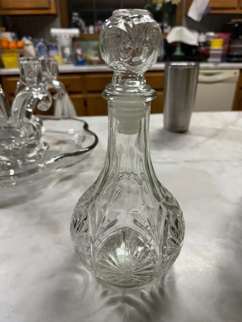 Anchor Hocking Medallion Clear Pressed Glass Decanter with Stopper